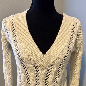 Old Navy Women's Loose Knit Cotton V-Neck Sweater